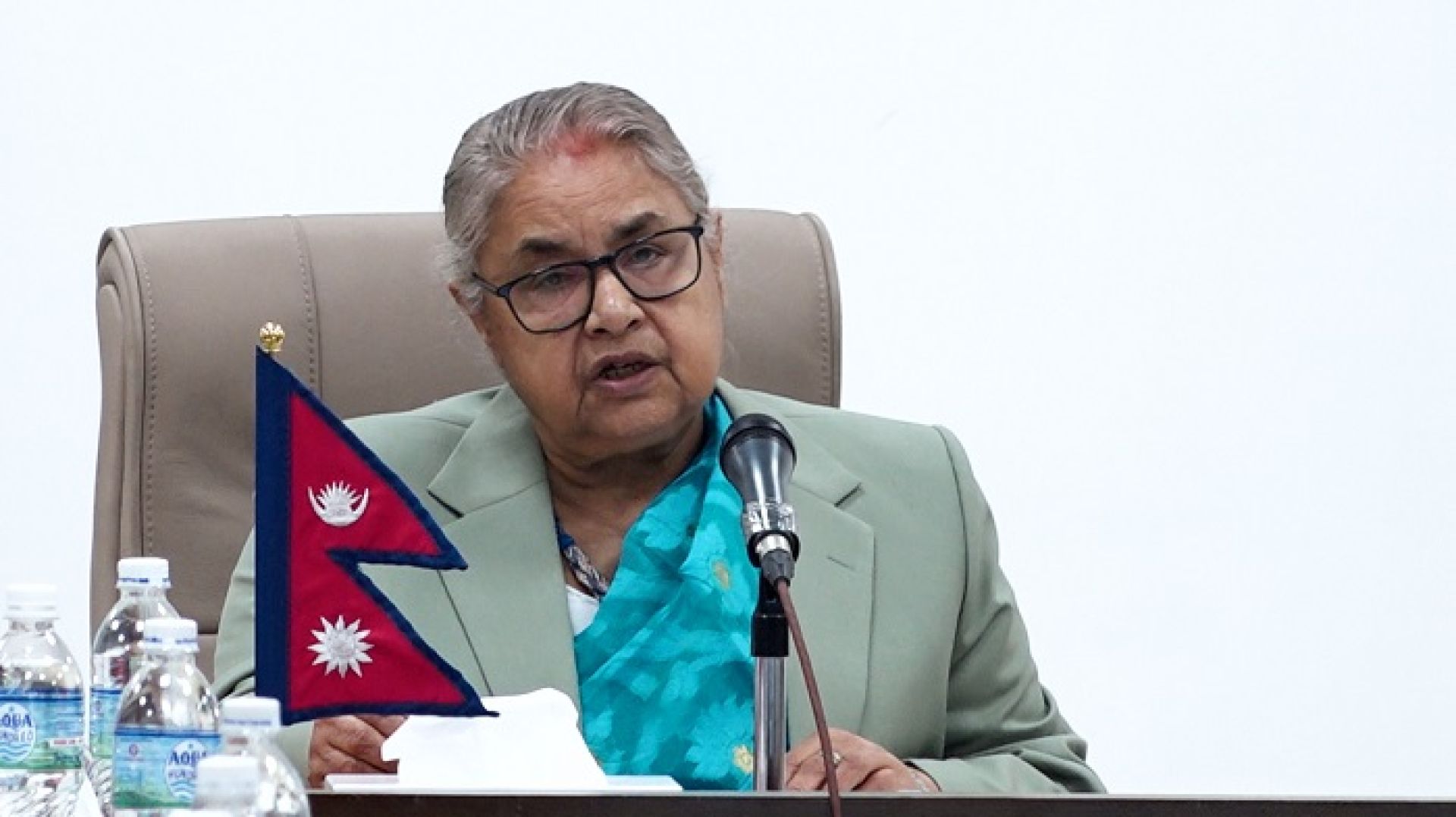 महिलाको सम्मान र समान अवसरबिना लोकतन्त्र सुदृढ हुँदैन: प्रधानमन्त्री